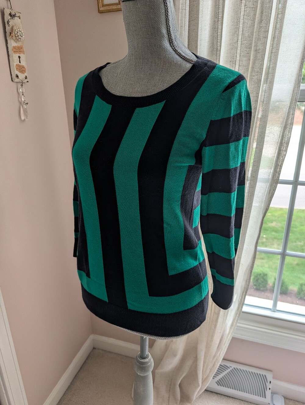 Banana Republic Black and Green Striped Scoop Neck Sweater